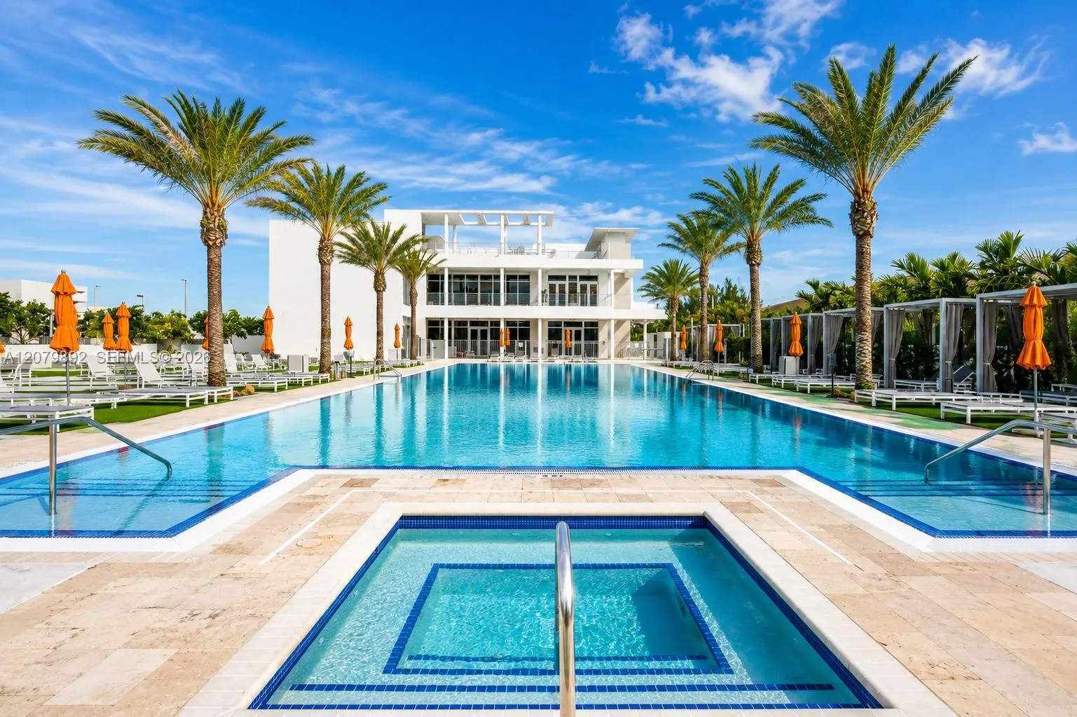 Foto de propiedad en 6416 NW 102nd Court 302, Doral, FL 33178 Doral con MLS# 