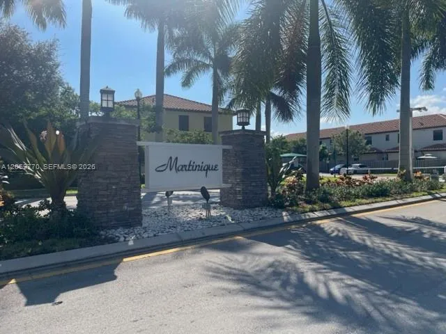 Foto de propiedad en 642 SE 32 Nd Avenue 642, Homestead, FL 33033 Homestead con MLS# 