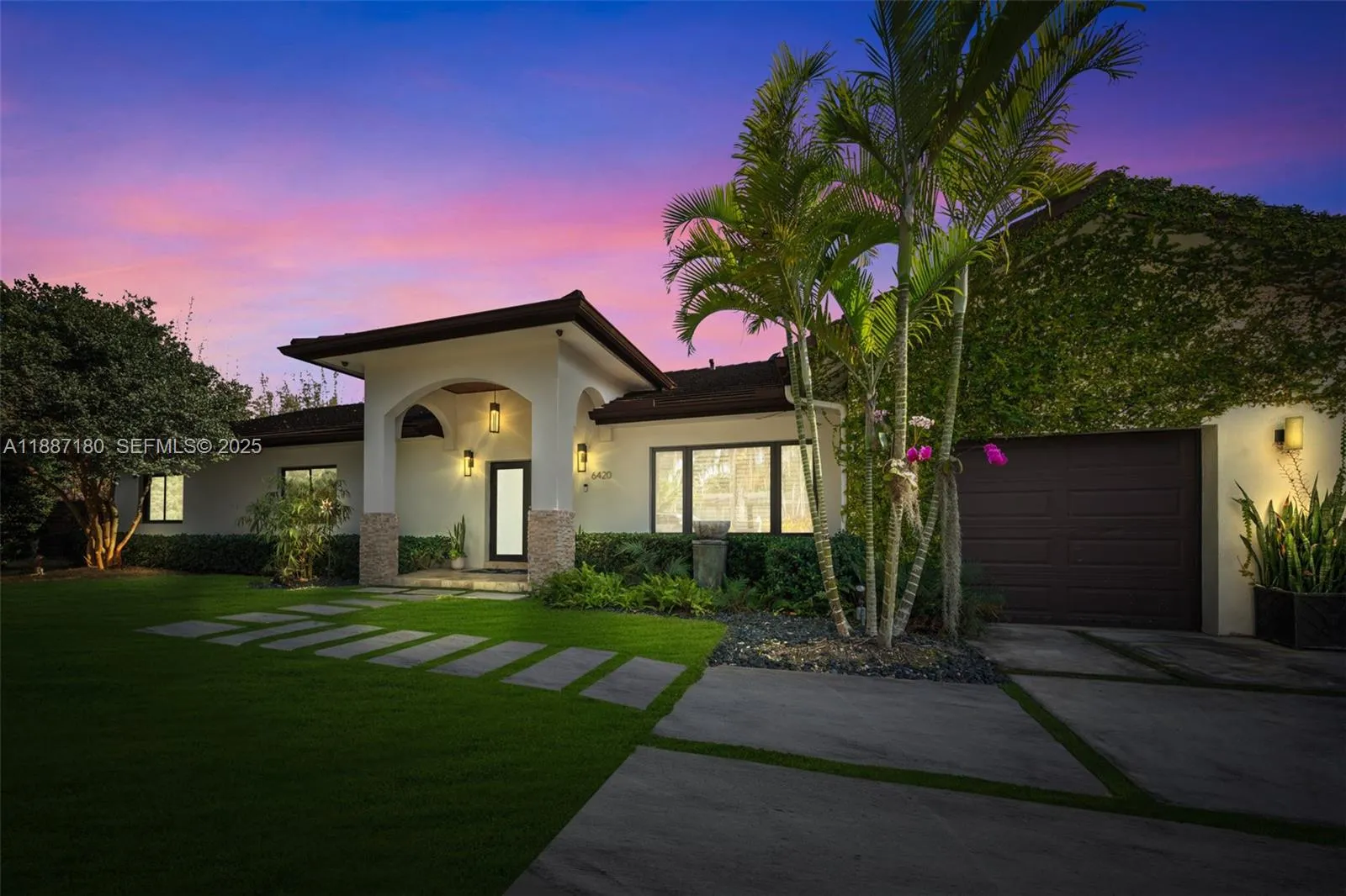 Foto de propiedad en 6420 SW 63rd Terrace, South Miami, FL 33143 South Miami con MLS# 