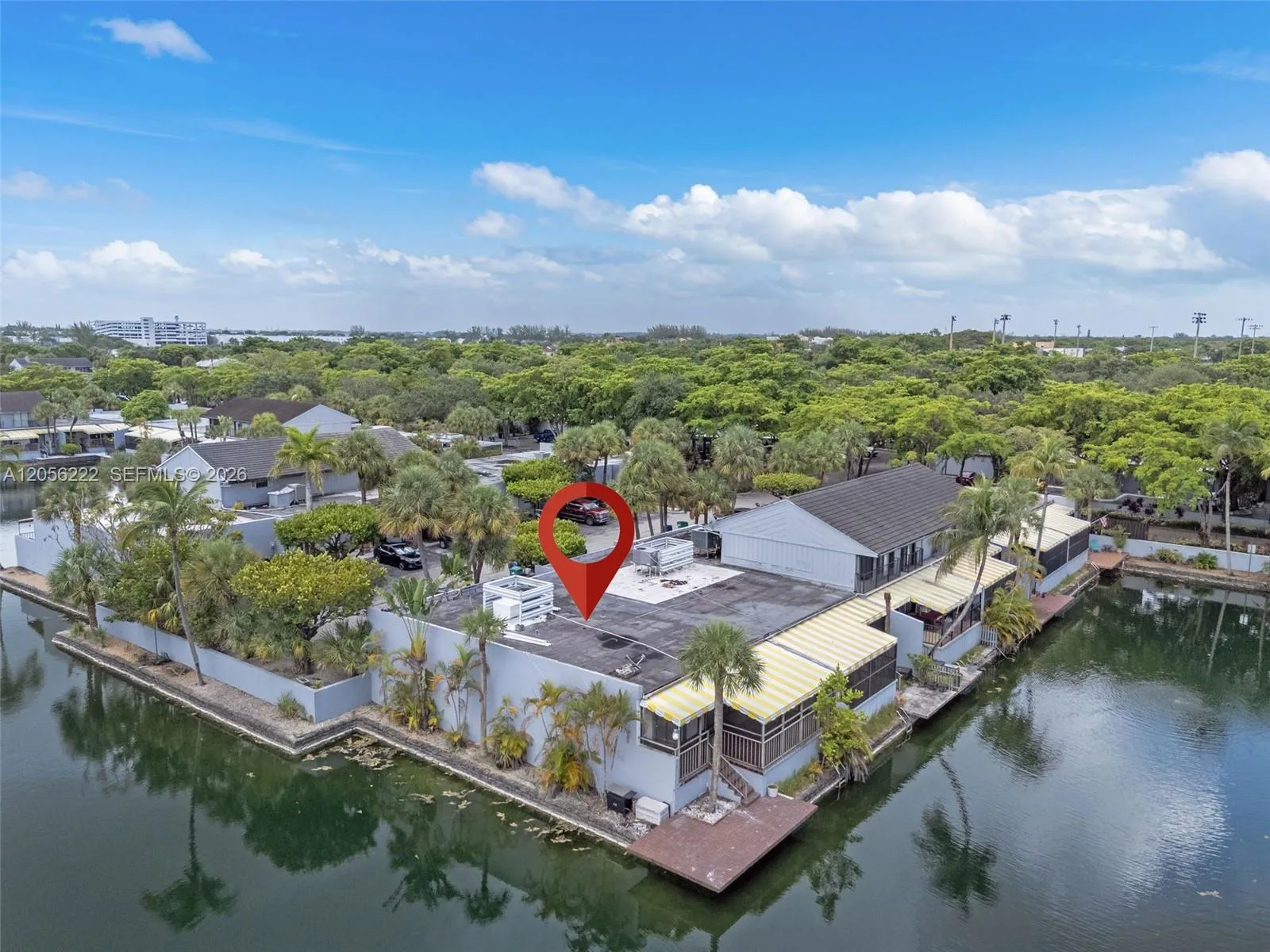 Foto de propiedad en 6433 Windmill Gate Road 6433, Miami Lakes, FL 33014 Miami Lakes con MLS# 