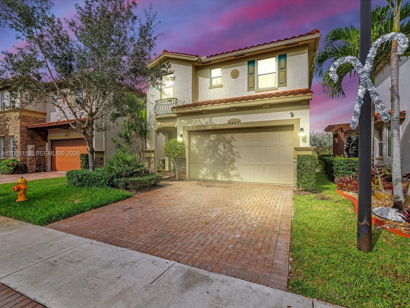 Foto de propiedad en 6447 Osprey Landing Street, Davie, FL 33314 Davie con MLS# 
