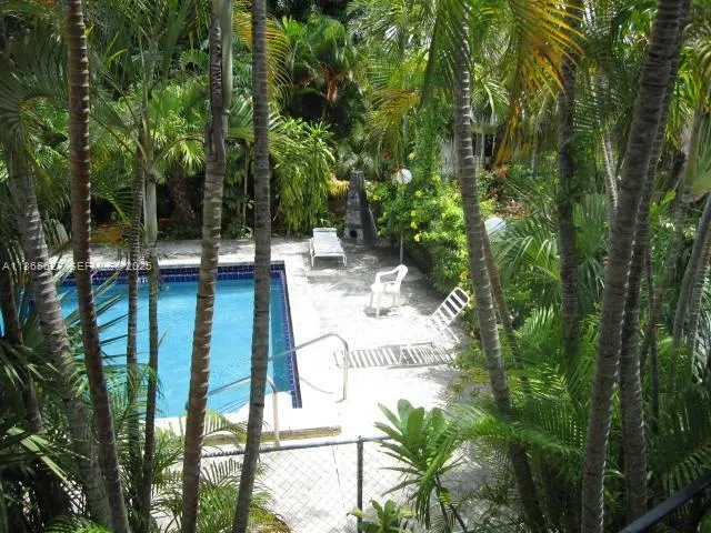 En Venta 645 NE 77th Street 6, Miami, FL 33138, Miami, FL 33138