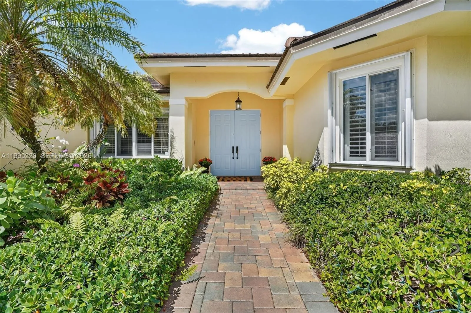 Vendido 6462 SW 93rd Place, Miami, FL 33173, Miami, FL 33173