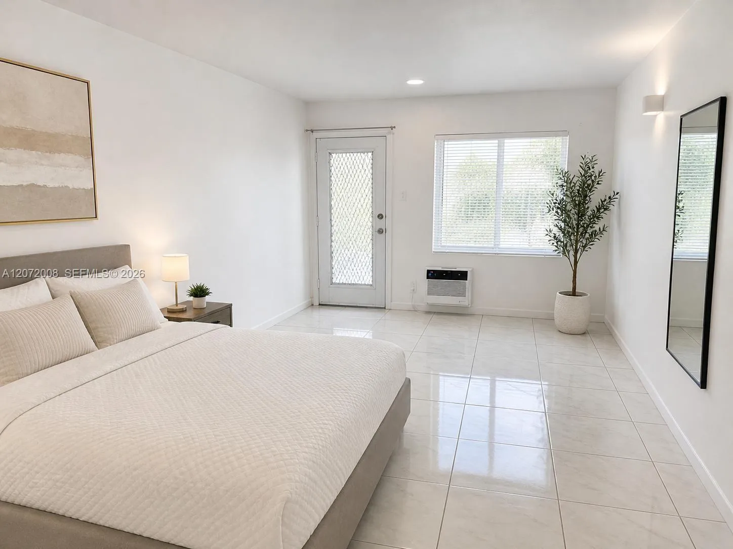 Foto de propiedad en 6498 Collins Avenue 40, Miami Beach, FL 33141 Miami Beach con MLS# 