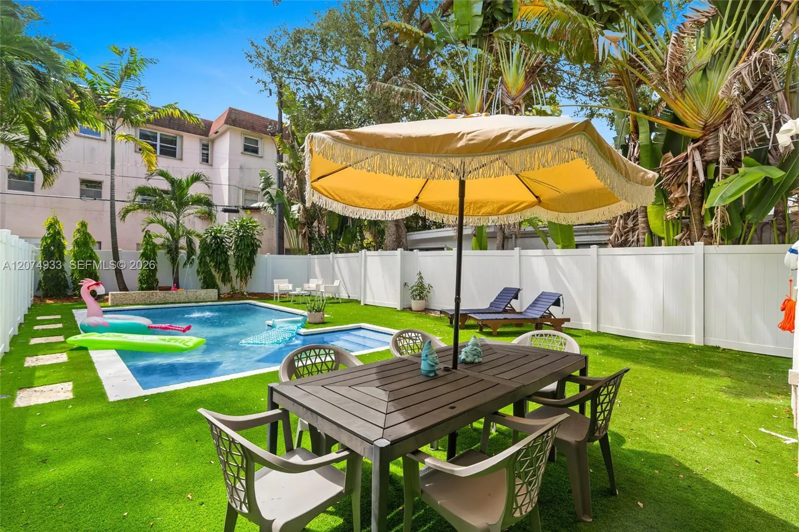 Foto de propiedad en 650 N Rio Vista Boulevard, Fort Lauderdale, FL 33301 Fort Lauderdale con MLS# 