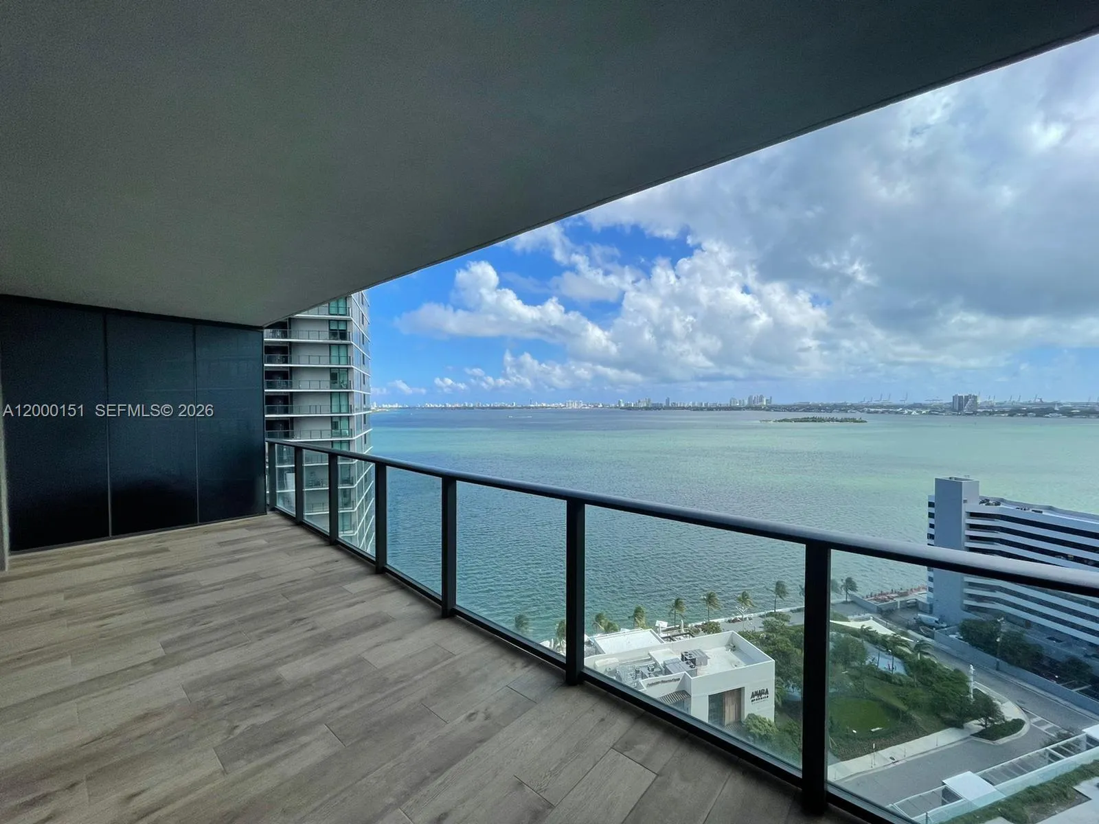 Foto de propiedad en 650 NE 32 Street 1805, Miami, FL 33137 Miami con MLS# 