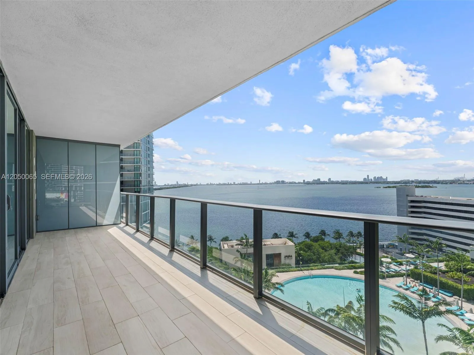 Foto de propiedad en 650 NE 32nd Street 1201, Miami, FL 33137 Miami con MLS# 