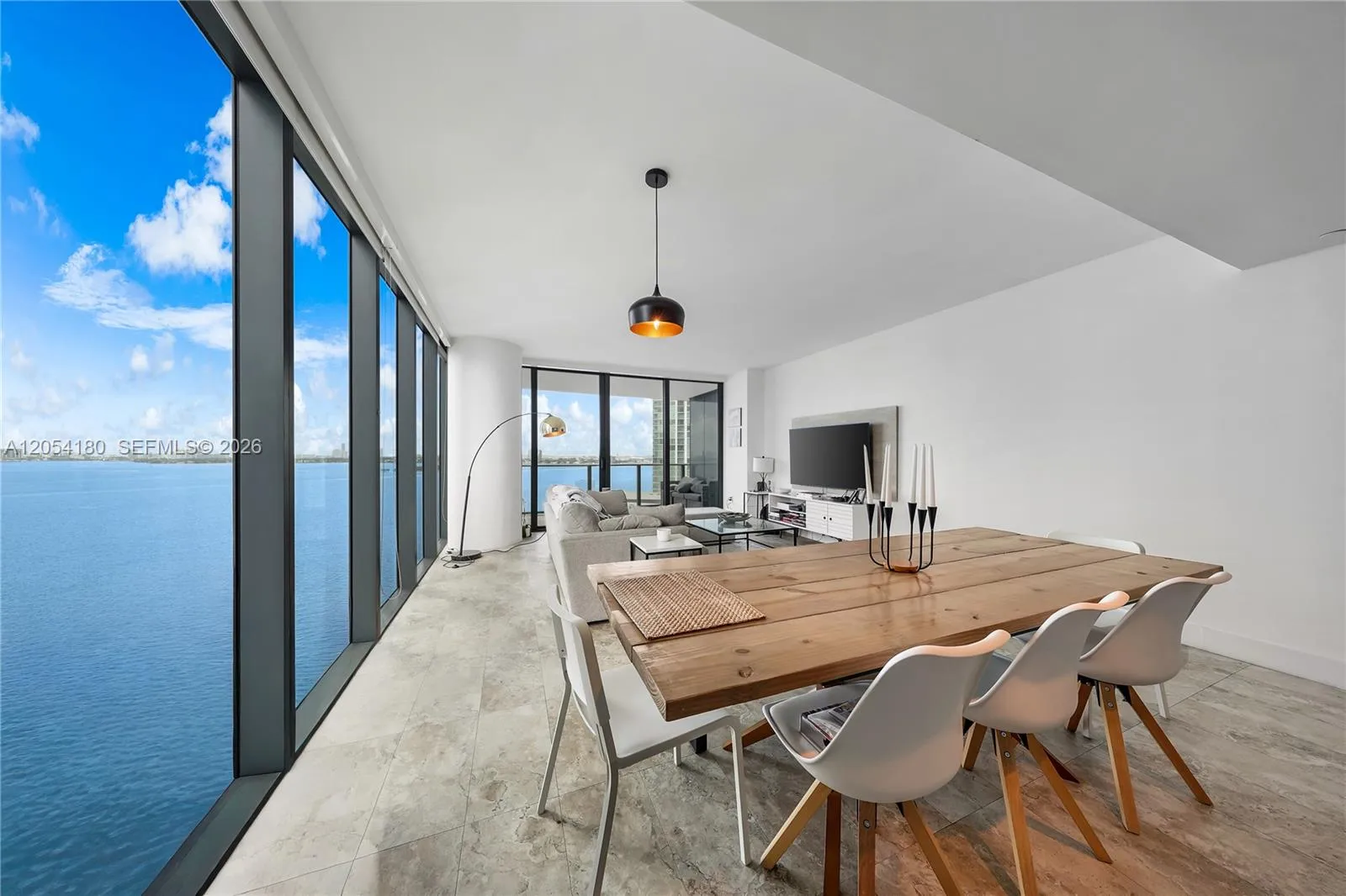Foto de propiedad en 650 NE 32nd Street 1507, Miami, FL 33137 Miami con MLS# 