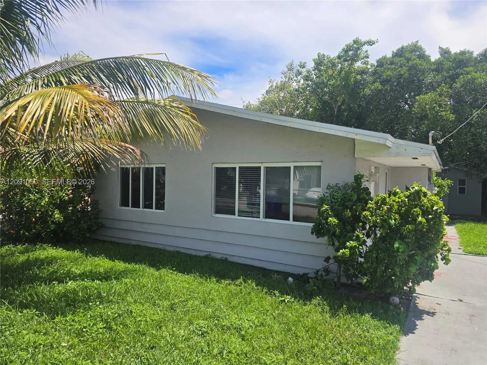En Venta 650 NW 49th Street, Miami, FL 33127, Miami, FL 33127