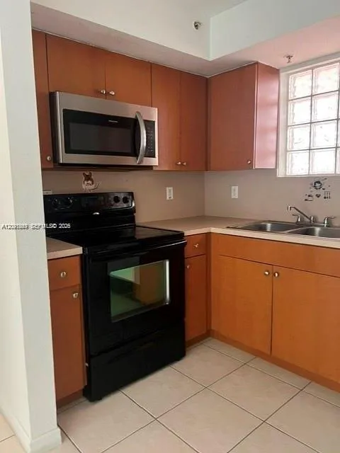 Foto de propiedad en 650 Palm Avenue 3-A2, Hialeah, FL 33010 Hialeah con MLS# 