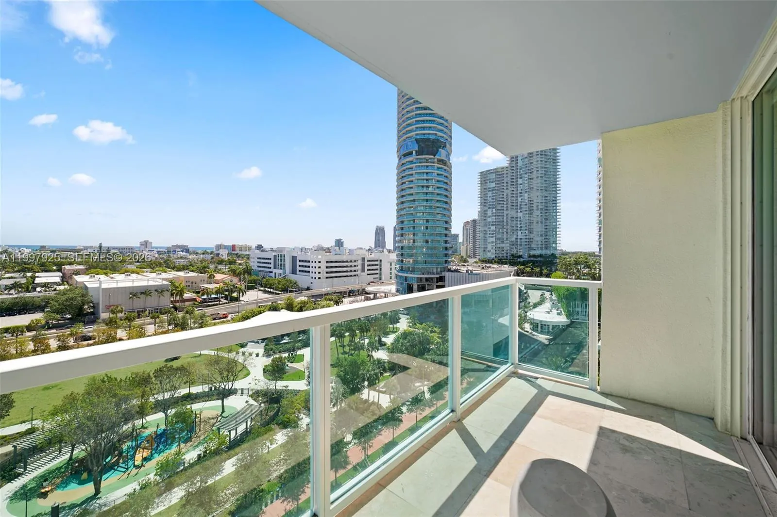 Foto de propiedad en 650 West Avenue 1104, Miami Beach, FL 33139 Miami Beach con MLS# 
