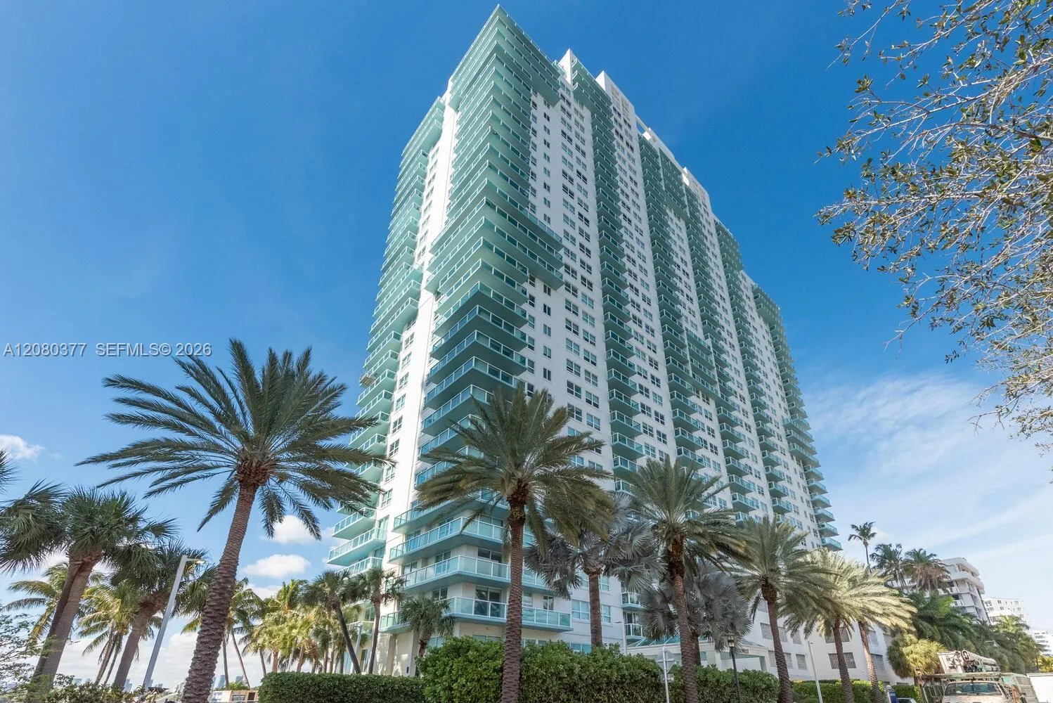 Foto de propiedad en 650 West Avenue 406, Miami Beach, FL 33139 Miami Beach con MLS# 