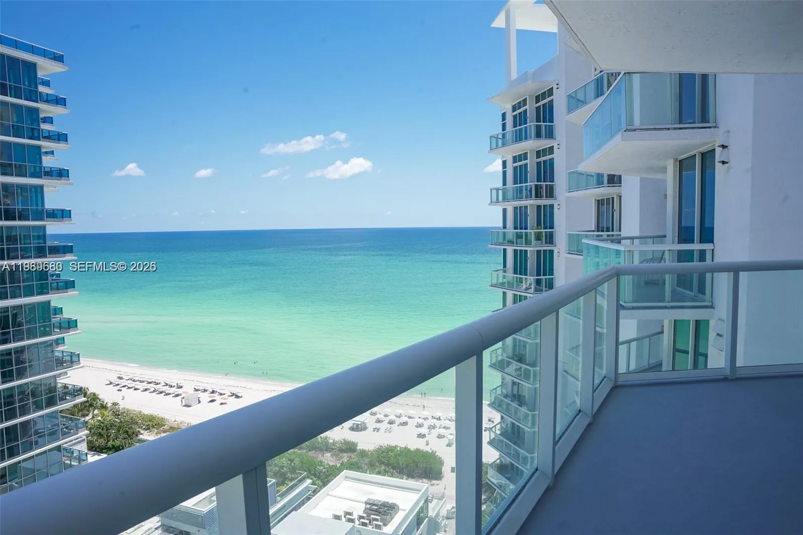 Foto de propiedad en 6515 Collins Avenue 1709, Miami Beach, FL 33141 Miami Beach con MLS# 