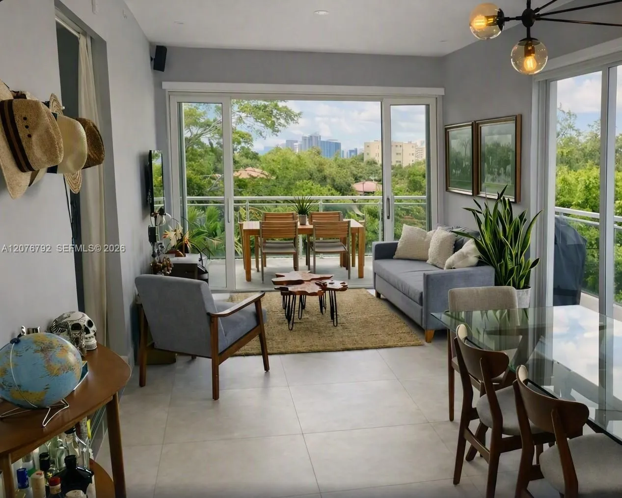 Foto de propiedad en 652 NE 63rd Street 406, Miami, FL 33138 Miami con MLS# 