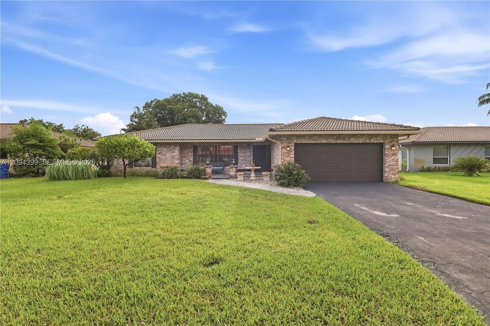 En Venta 653 NW 100 Lane, Coral Springs, FL 33071, Coral Springs, FL 33071