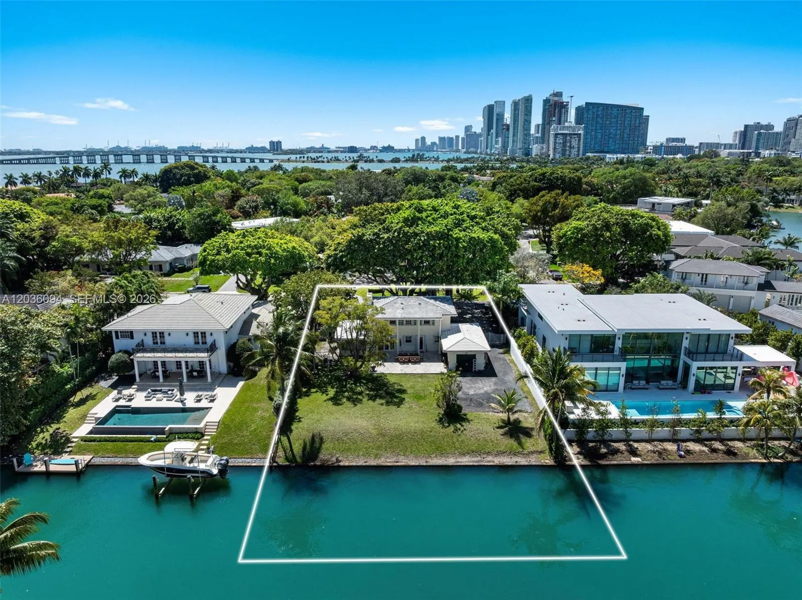 En Venta 655 Buttonwood Lane, Miami, FL 33137, Miami, FL 33137