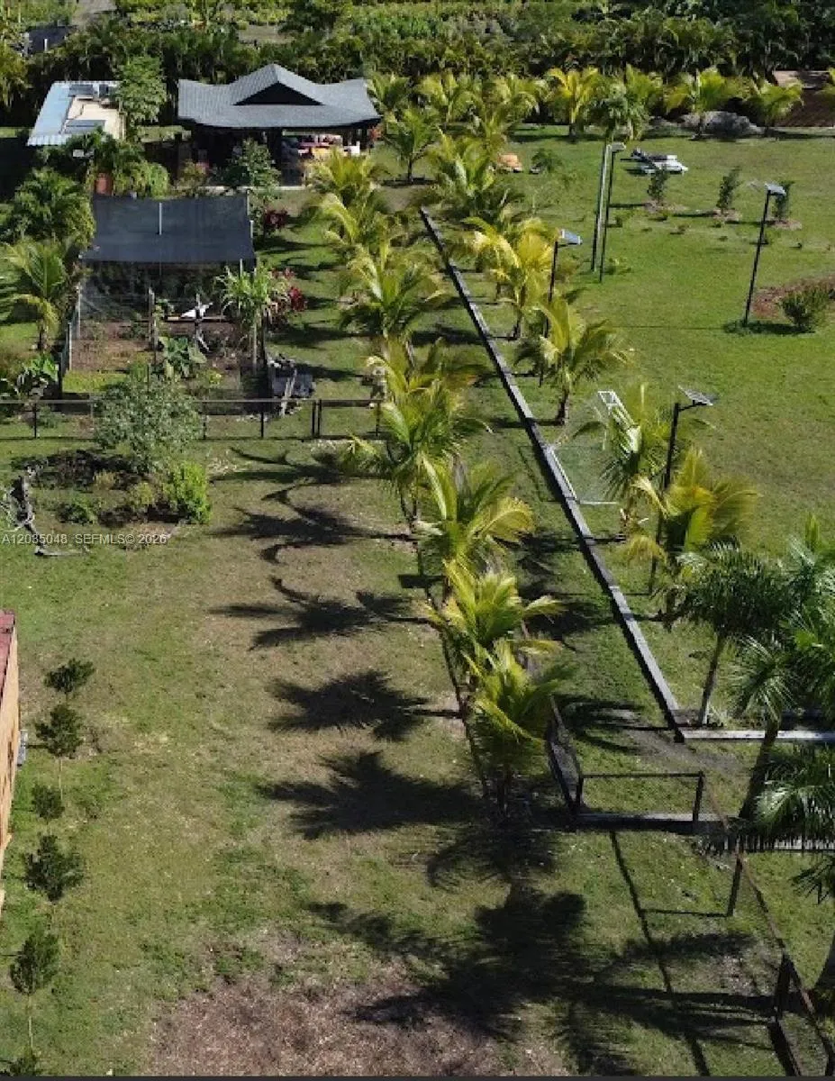 Foto de propiedad en 6560 SW 189th Way, Southwest Ranches, FL 33332 Southwest Ranches con MLS# 