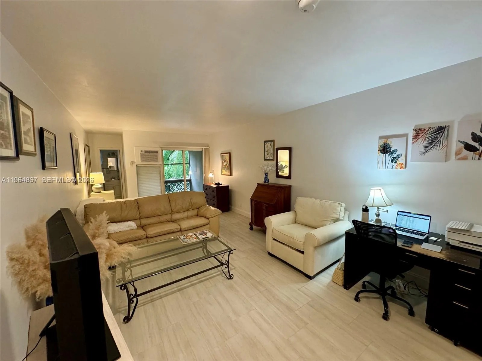 Foto de propiedad en 6580 Santona Street A38, Coral Gables, FL 33146 Coral Gables con MLS# 