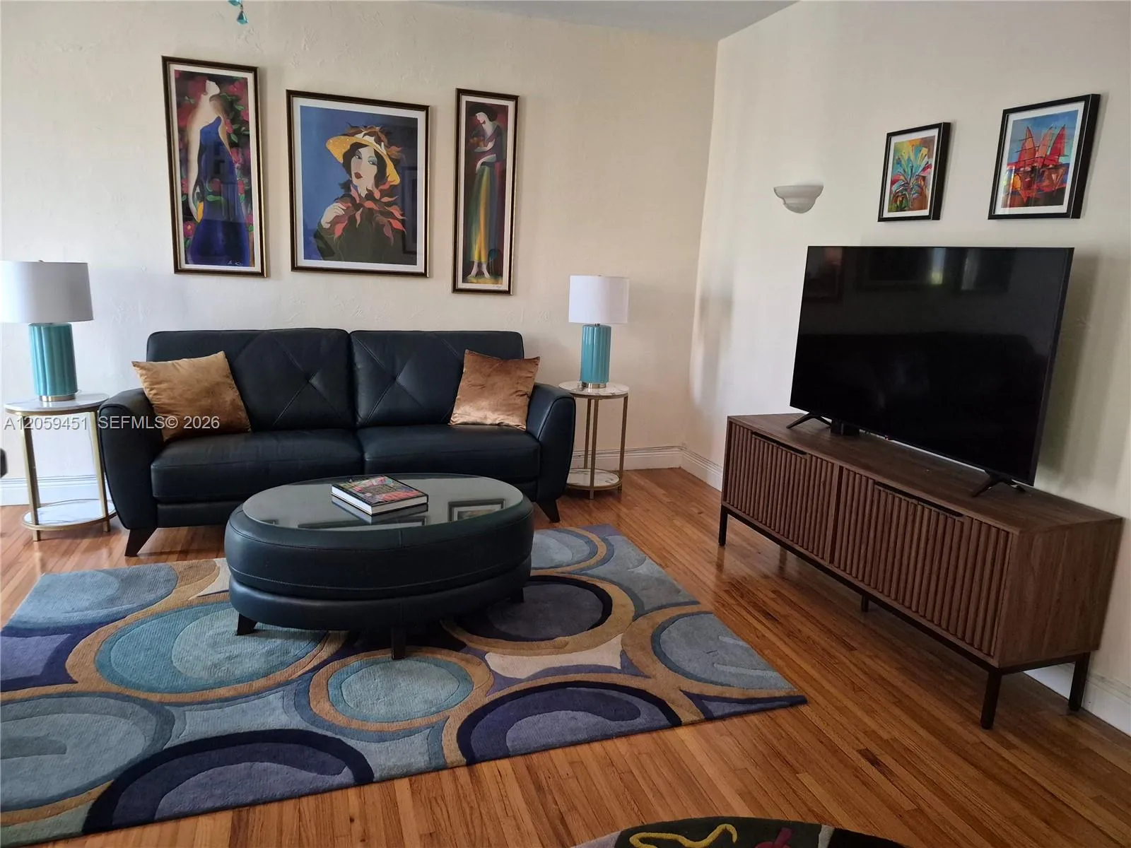 Foto de propiedad en 659 Meridian Avenue 14, Miami Beach, FL 33139 Miami Beach con MLS# 