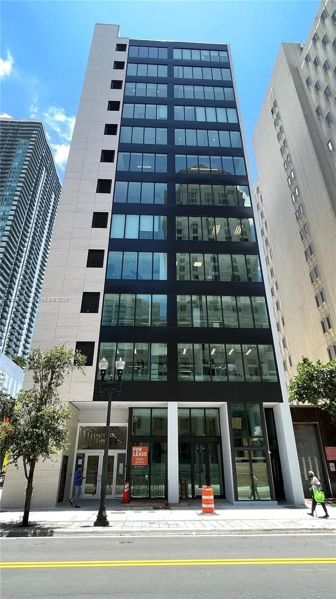 En Renta 66 W Flagler Street 320 - A, Miami, FL 33130, Miami, FL 33130