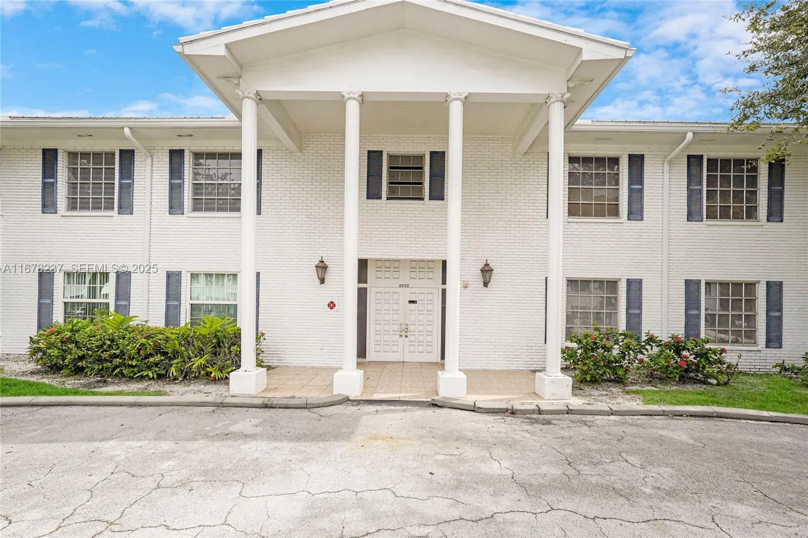 Vendido 6600 NE 22nd Way 2303, Fort Lauderdale, FL 33308, Fort Lauderdale, FL 33308