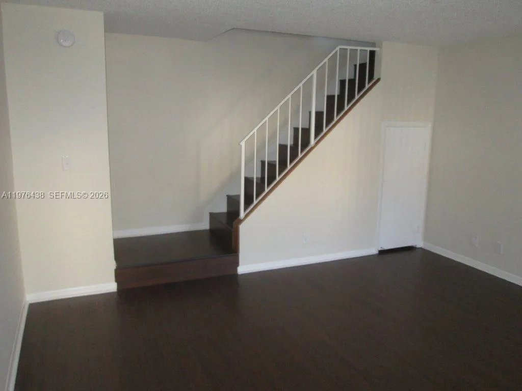 Foto de propiedad en 6603 Winfield Boulevard, Margate, FL 33063 Margate con MLS# 