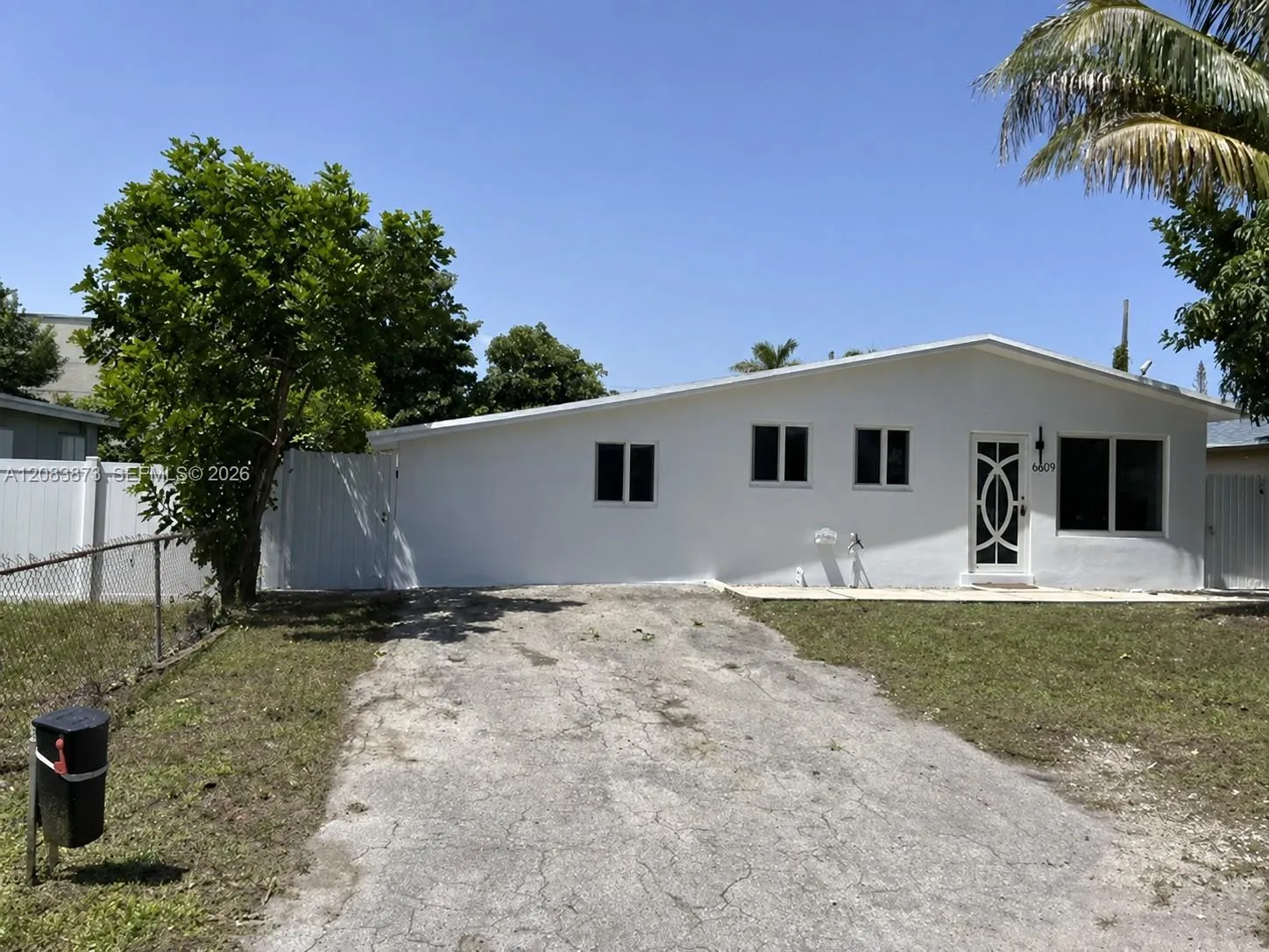 En Venta 6609 SW 1st Court, Pembroke Pines, FL 33023, Pembroke Pines, FL 33023