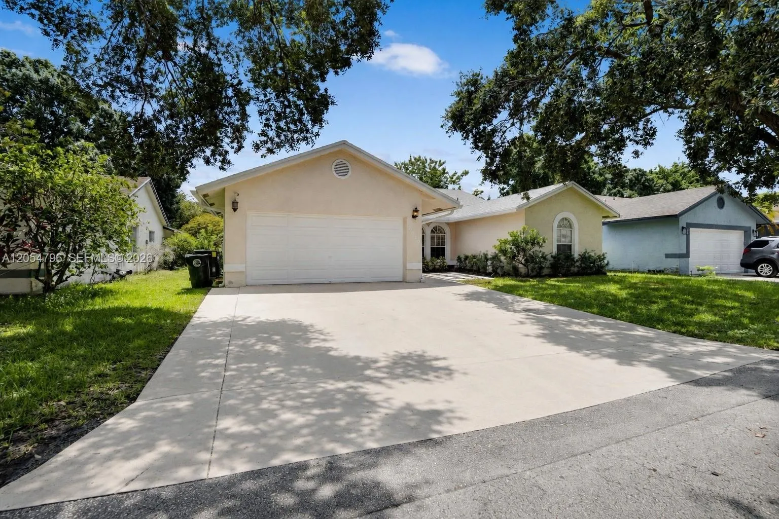 Foto de propiedad en 6610 NW 41st Terrace, Coconut Creek, FL 33073 Coconut Creek con MLS# 