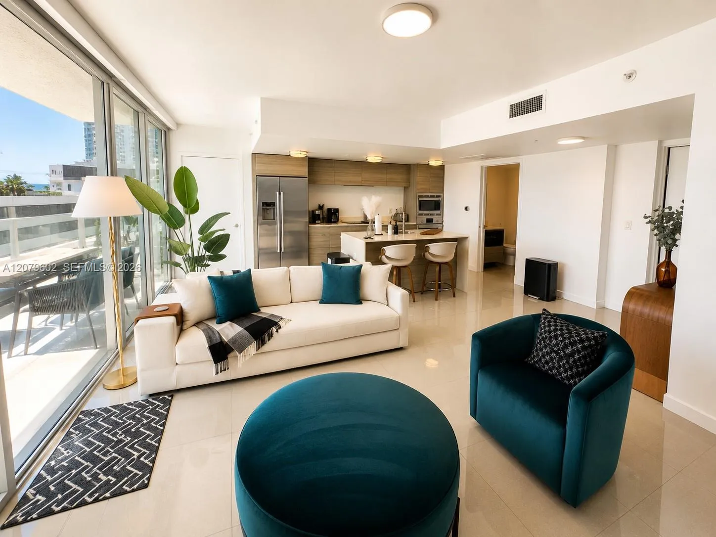 Foto de propiedad en 6620 Indian Creek Drive 418, Miami Beach, FL 33141 Miami Beach con MLS# 