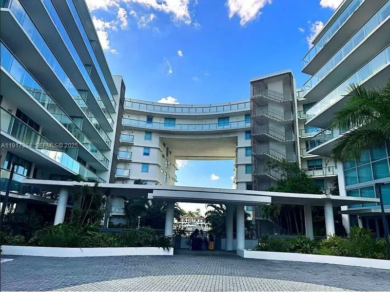 Alquilada 6620 Indian Creek Drive 617, Miami Beach, FL 33141, Miami Beach, FL 33141