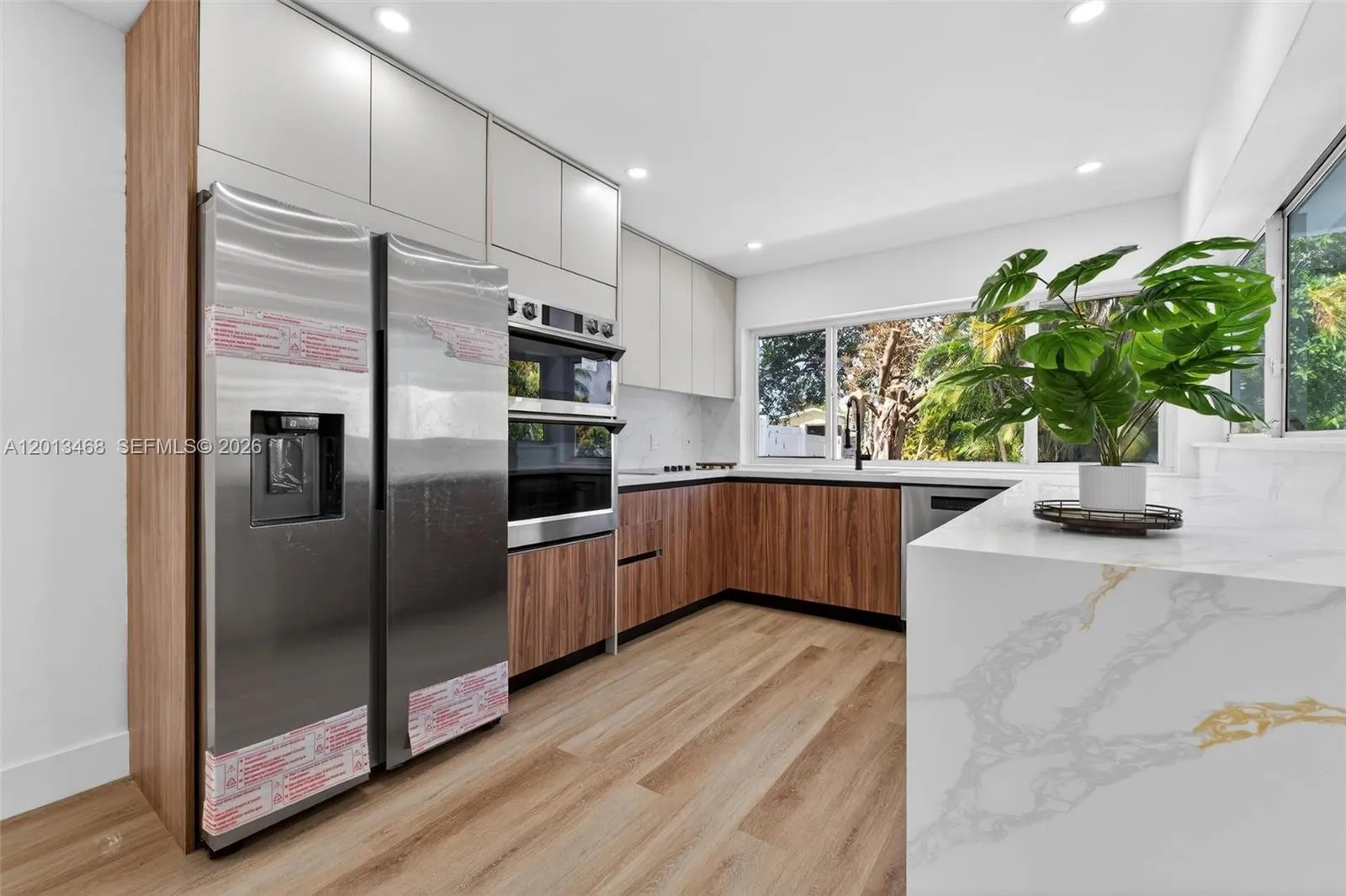 Foto de propiedad en 6621 Ficus Drive, Miramar, FL 33023 Miramar con MLS# 