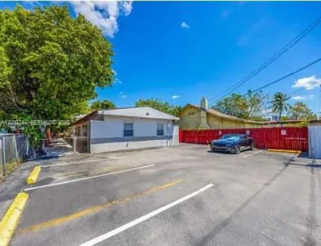 En Renta 669 NW 28th Street 6, Miami, FL 33127, Miami, FL 33127