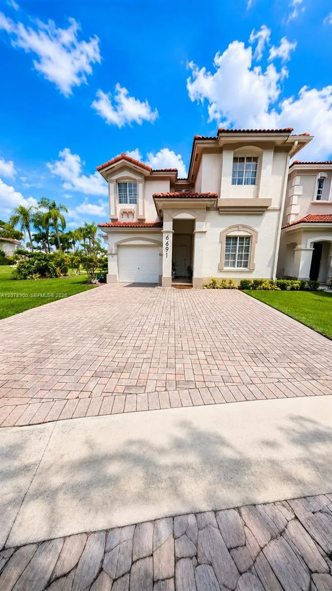 En Renta 6691 NW 107th Court N/A, Doral, FL 33178, Doral, FL 33178