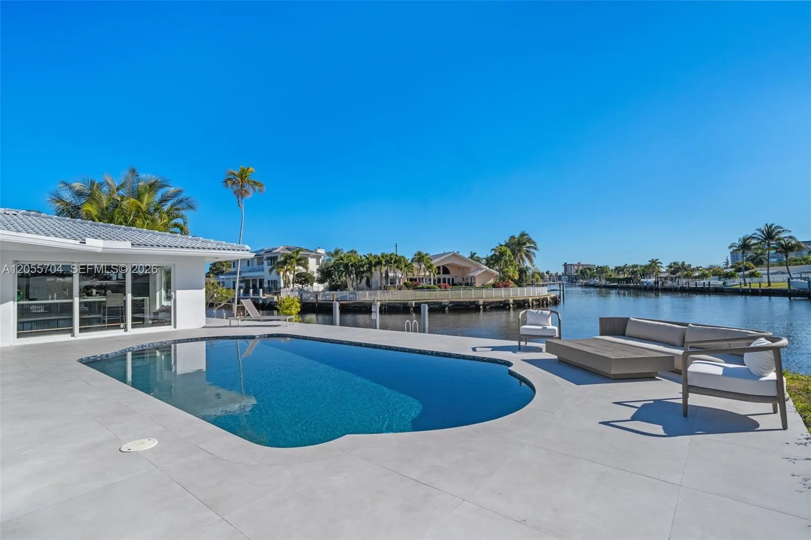 En Venta 670 SE 7th Avenue, Pompano Beach, FL 33060, Pompano Beach, FL 33060