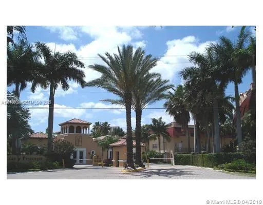 Alquilada 6713 N Kendall Drive 611, Pinecrest, FL 33156, Pinecrest, FL 33156
