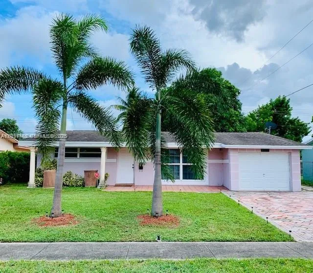 Foto de propiedad en 6720 NW 28th Street, Sunrise, FL 33313 Sunrise con MLS# 