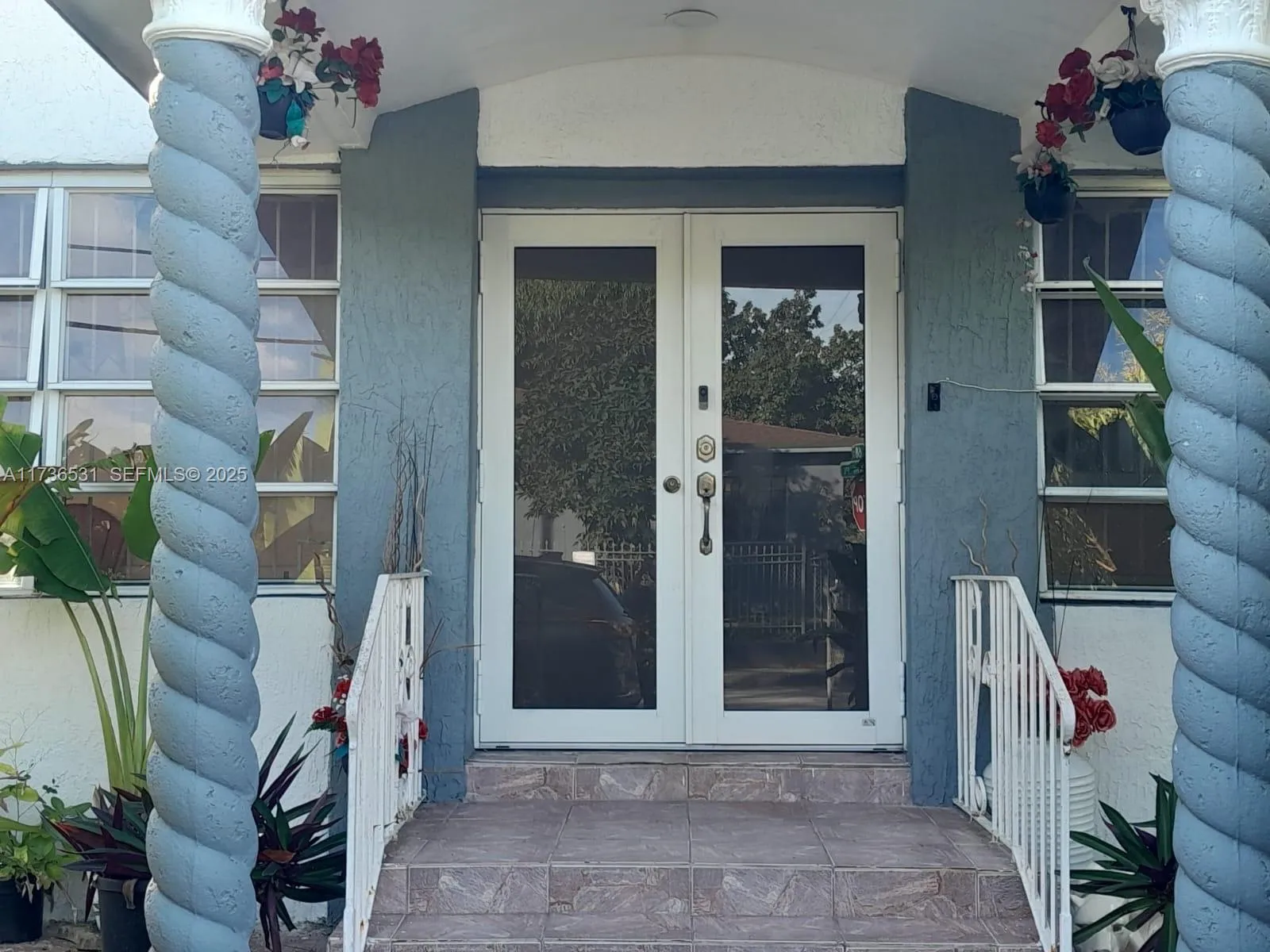 Foto de propiedad en 6730 NE Miami Place, Miami, FL 33138 Miami con MLS# 