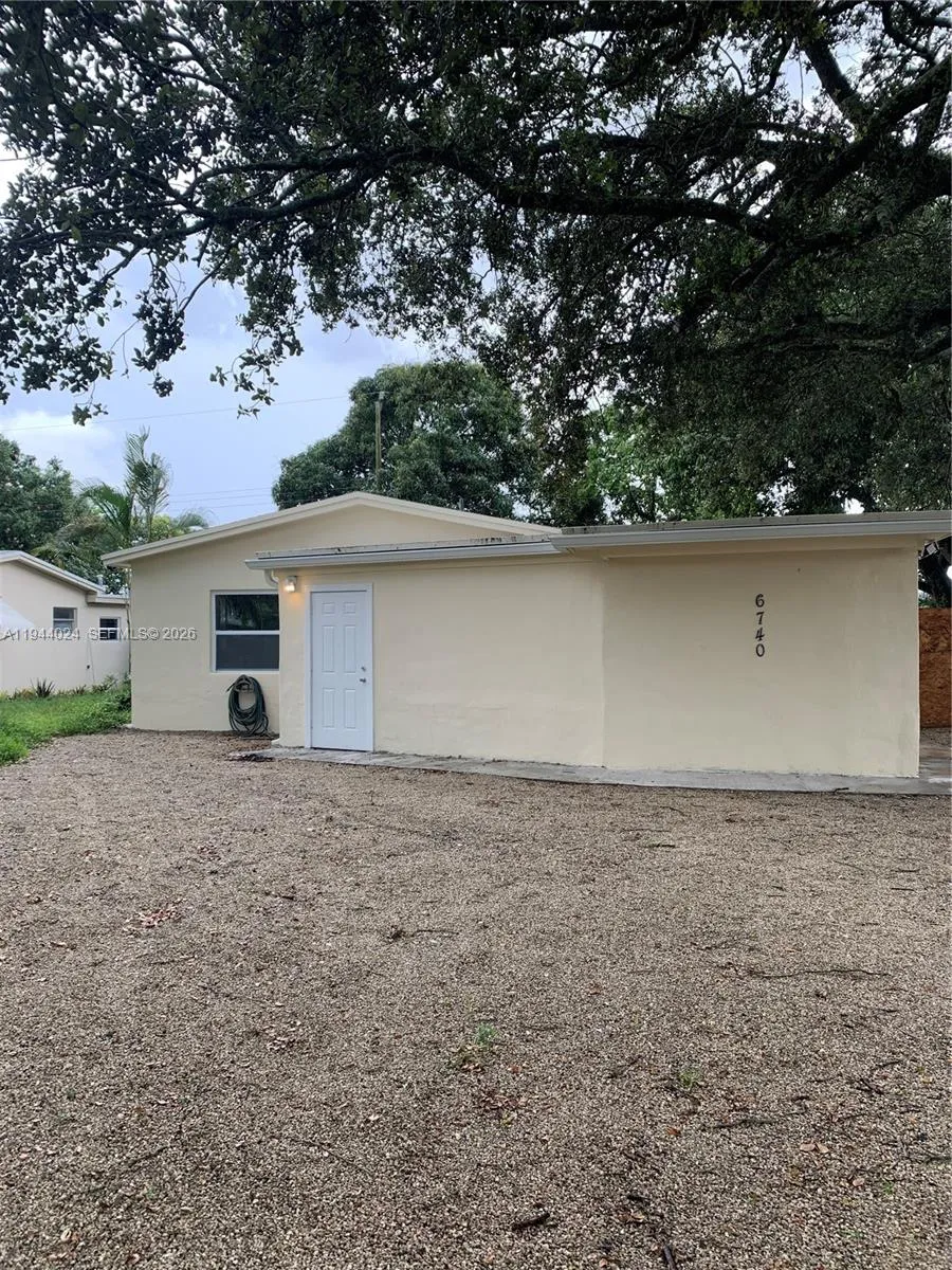 En Renta 6740 Park Street 1, Hollywood, FL 33024, Hollywood, FL 33024