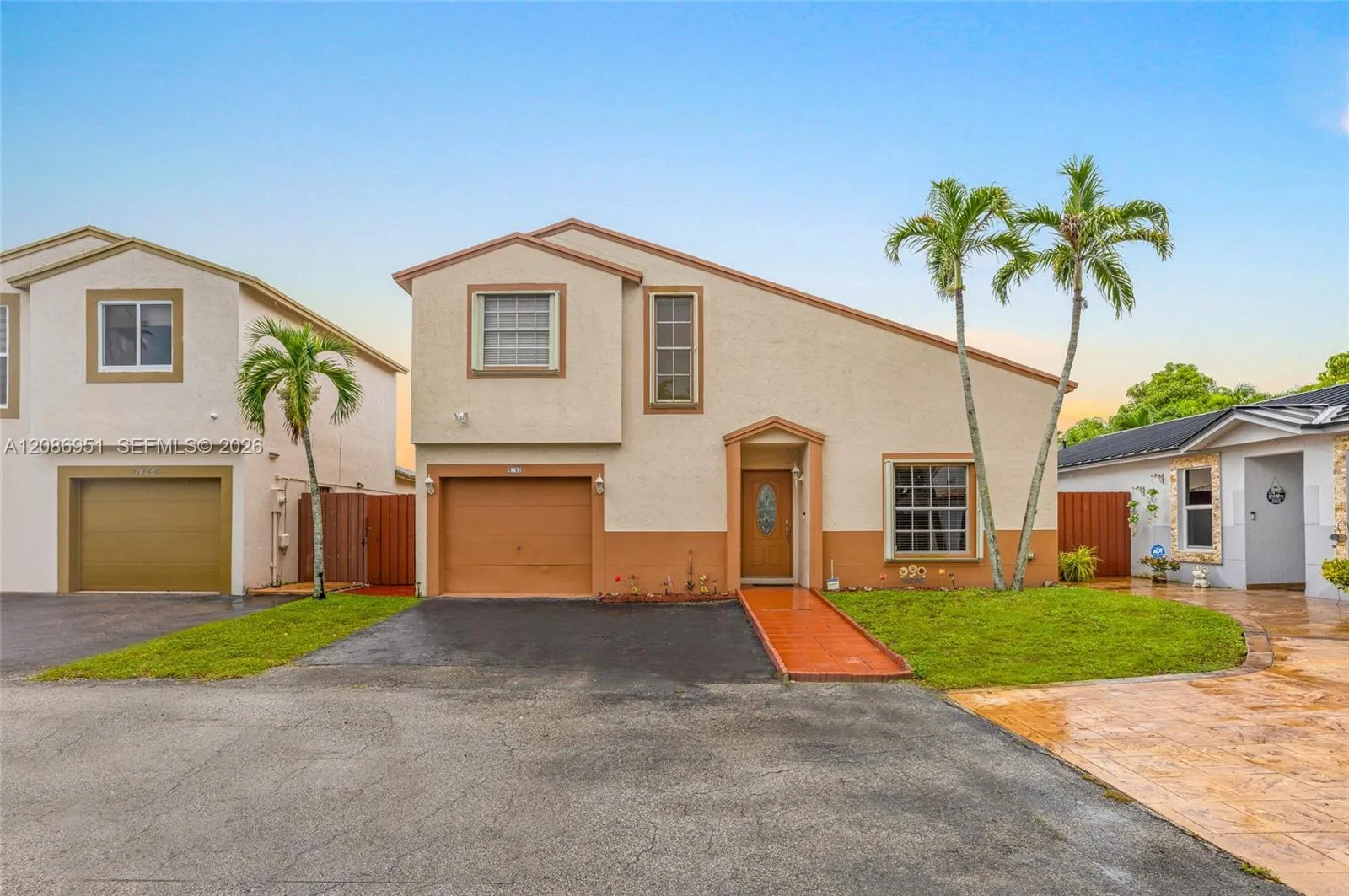 En Venta 6746 NW 199th Street, Hialeah, FL 33015, Hialeah, FL 33015