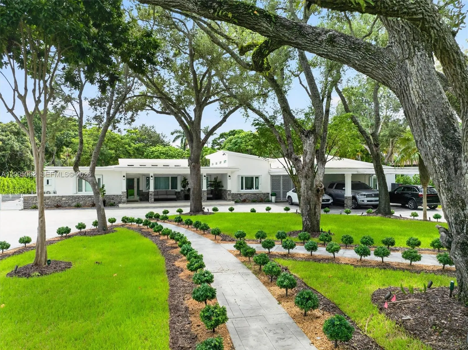 En Venta 6750 SW 74th Street, South Miami, FL 33143, South Miami, FL 33143