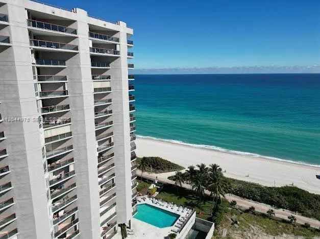 En Renta 6767 Collins Avenue 1608, Miami Beach, FL 33141, Miami Beach, FL 33141