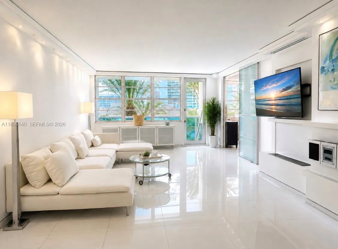 Foto de propiedad en 6770 Indian Creek Drive 5S, Miami Beach, FL 33141 Miami Beach con MLS# 