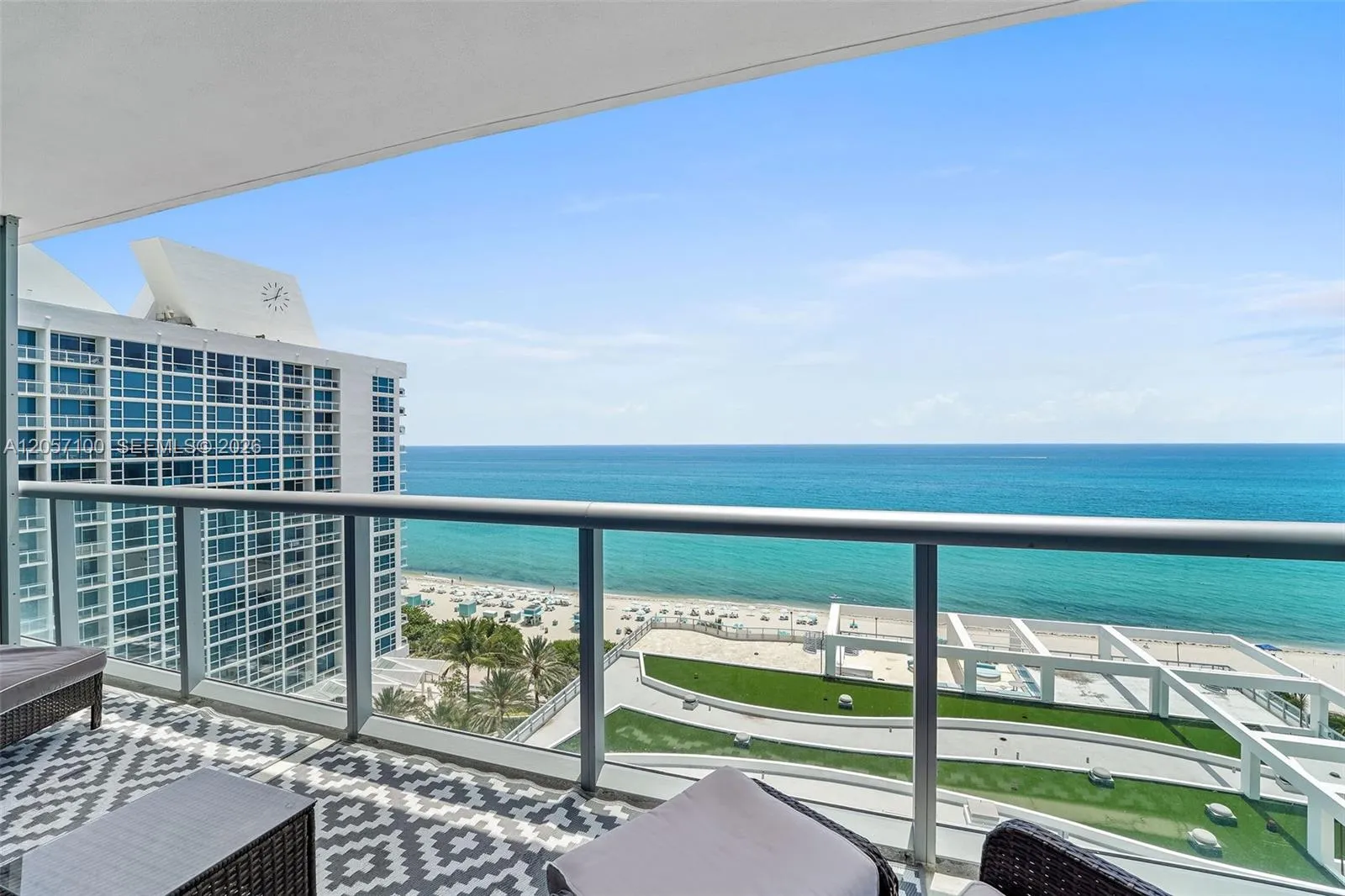 En Renta 6799 Collins Avenue 1103, Miami Beach, FL 33141, Miami Beach, FL 33141