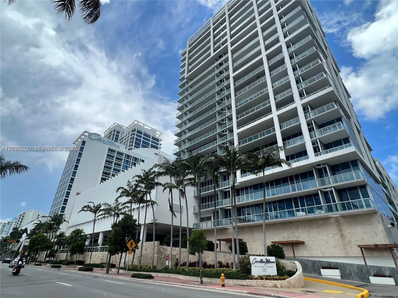 Foto de propiedad en 6799 Collins Avenue 1501, Miami Beach, FL 33141 Miami Beach con MLS# 