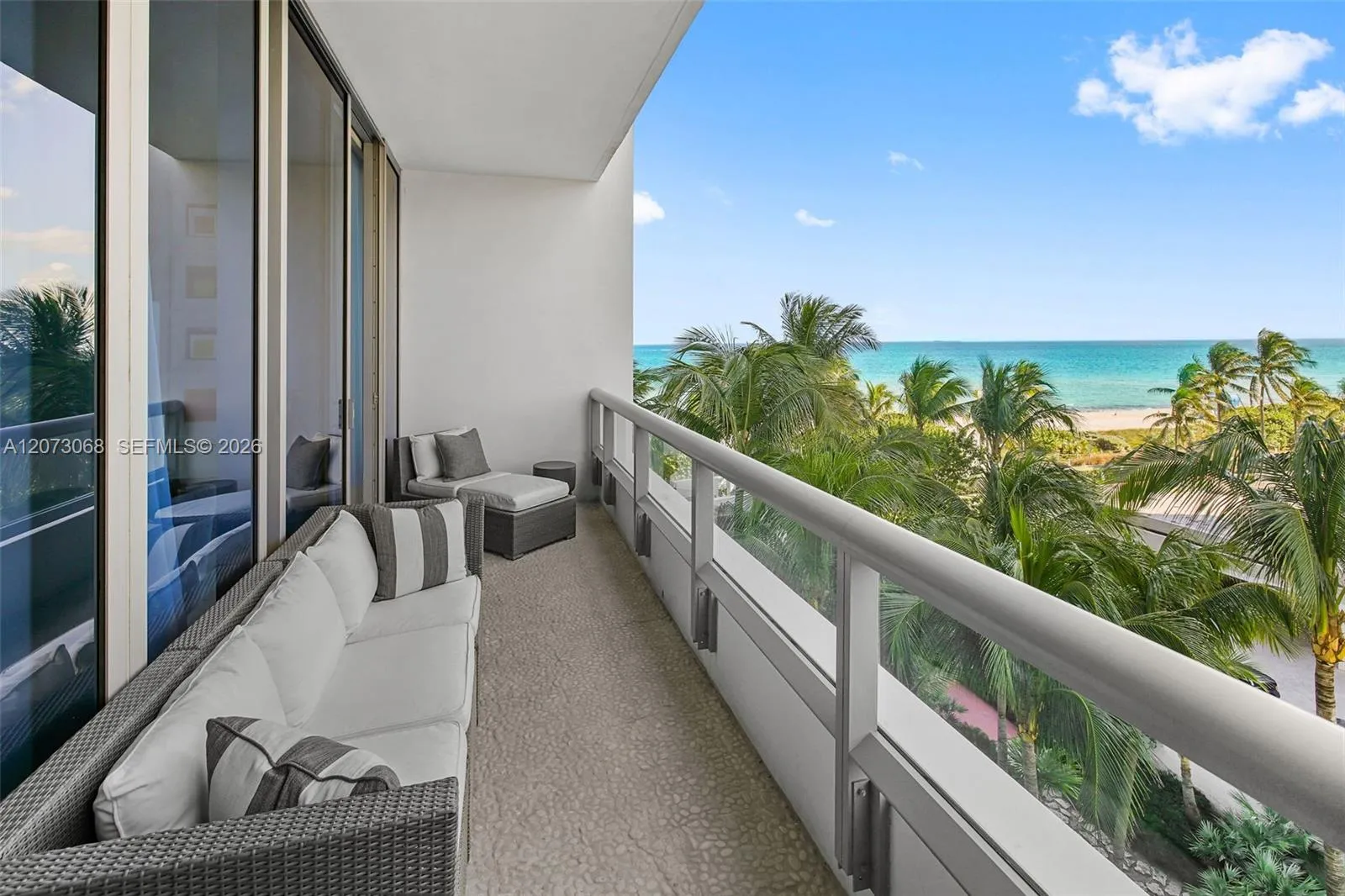 Foto de propiedad en 6799 Collins Avenue 407, Miami Beach, FL 33141 Miami Beach con MLS#
