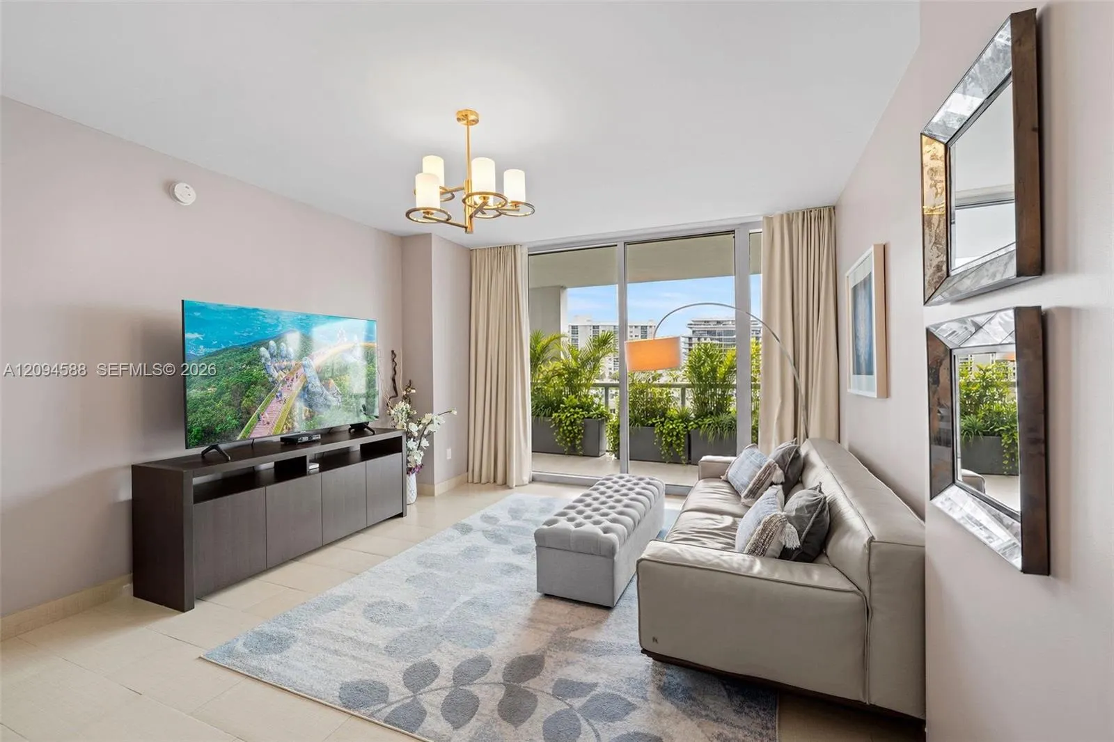 En Venta 6799 Collins Avenue 606, Miami Beach, FL 33141, Miami Beach, FL 33141