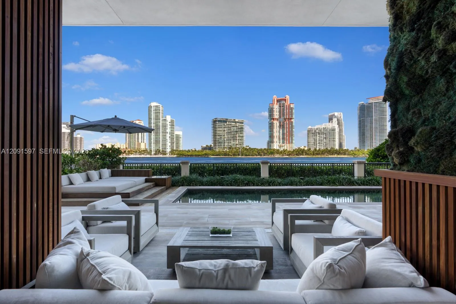 Foto de propiedad en 6800 Fisher Island Drive 6811, Miami Beach, FL 33109 Miami Beach con MLS# 