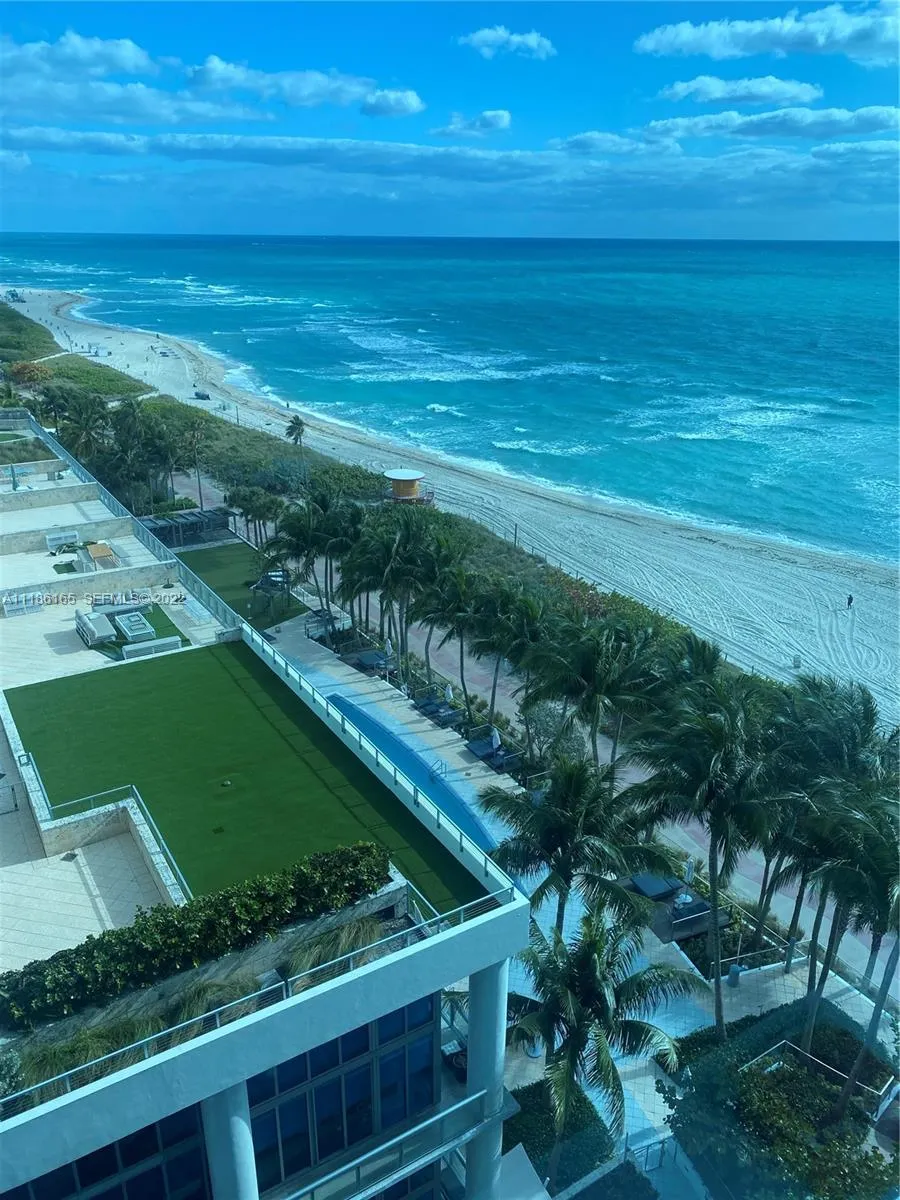 Foto de propiedad en 6801 Collins Avenue 1102 (door 1111), Miami Beach, FL 33141 Miami Beach con MLS# 