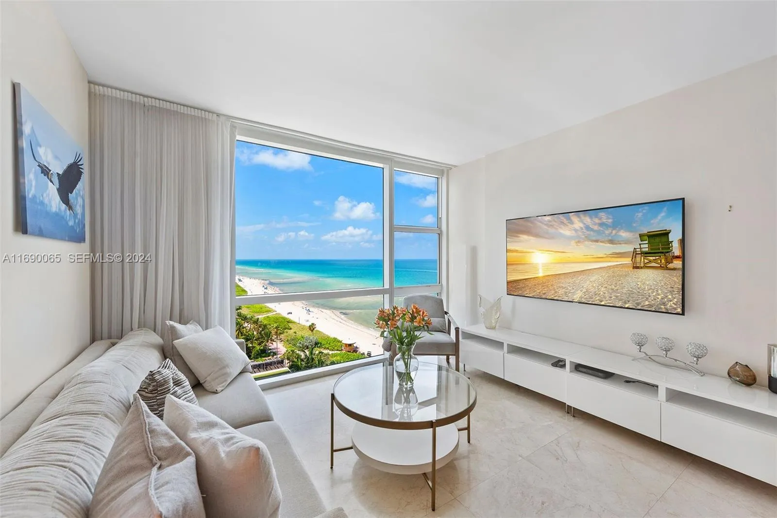 Foto de propiedad en 6801 Collins Avenue 1203, Miami Beach, FL 33141 Miami Beach con MLS# 