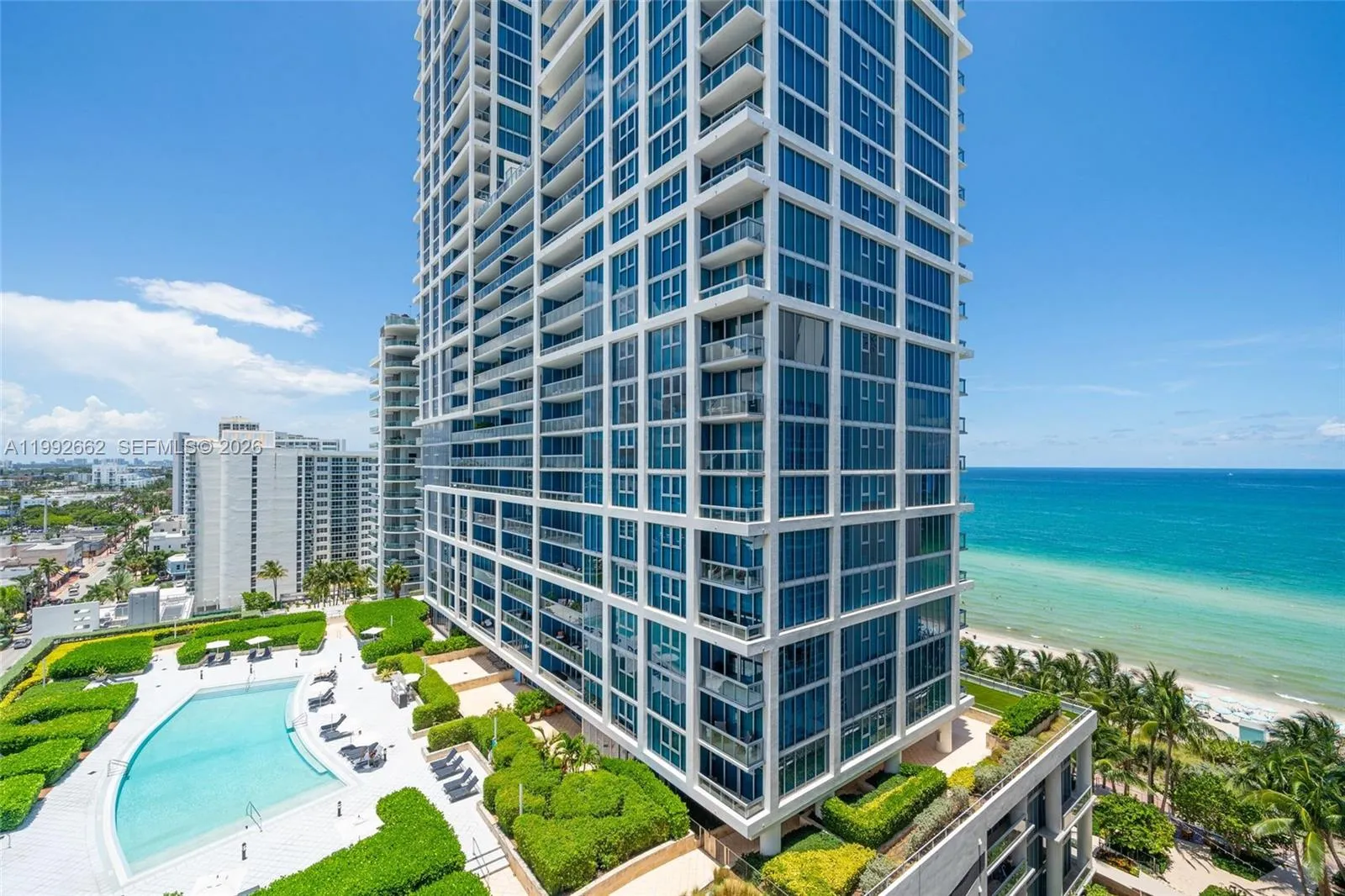 Foto de propiedad en 6801 Collins Avenue 1414, Miami Beach, FL 33141 Miami Beach con MLS# 